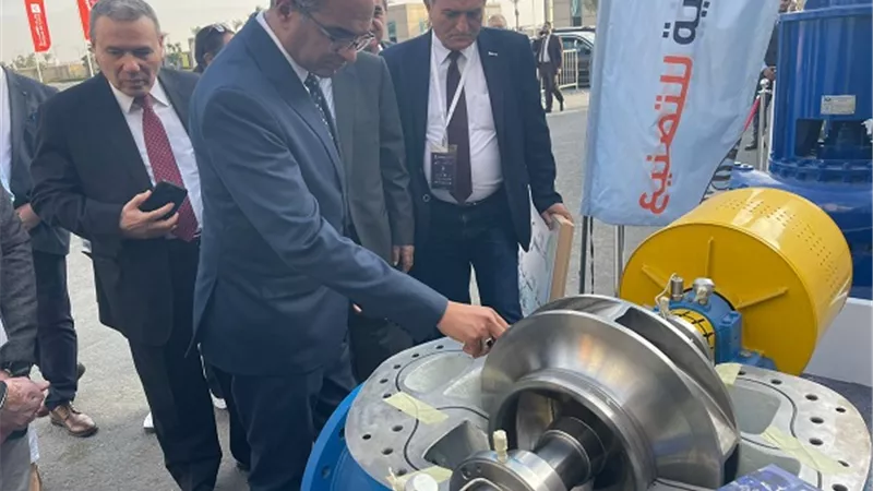 نائب وزير الإسكان يٌشارك بالمؤتمر الإقليمي لتحلية المياه