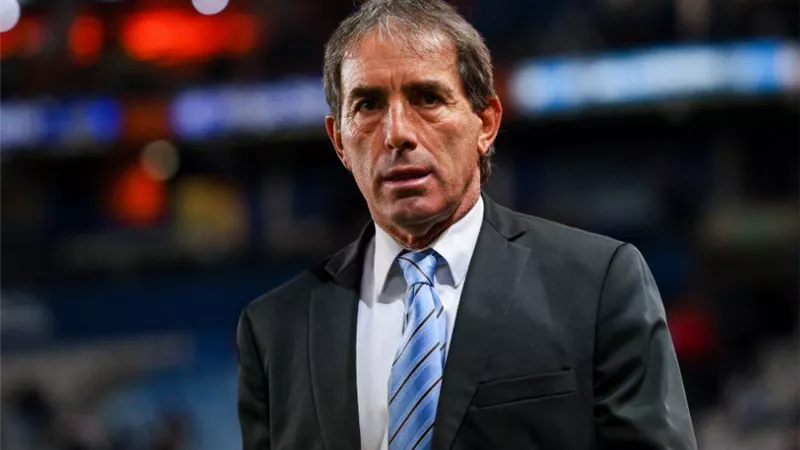 مدرب باتشوكا.. مواجهة الأهلي صعبة.. ونسعي لمواجهة ريال مدريد