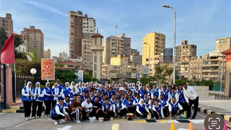 متطوعو وزارة الشباب يطلقون فاعلية Y.S لتجميل الميادين والشوارع