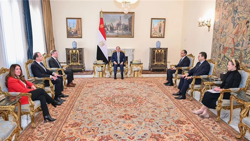 الرئيس يستقبل مستشار الأمن القومي الأمريكي ومنسق الشرق الأوسط وشمال أفريقيا