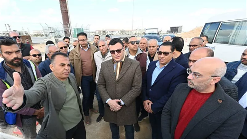 الشربيني يتفقد العمل بمشروعات المدينة التراثية بالعلمين الجديدة