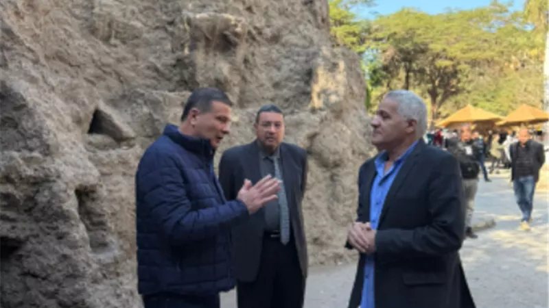 وزير الزراعة يتفقد حديقة الأسماك بالزمالك ويوجه بتطويرها