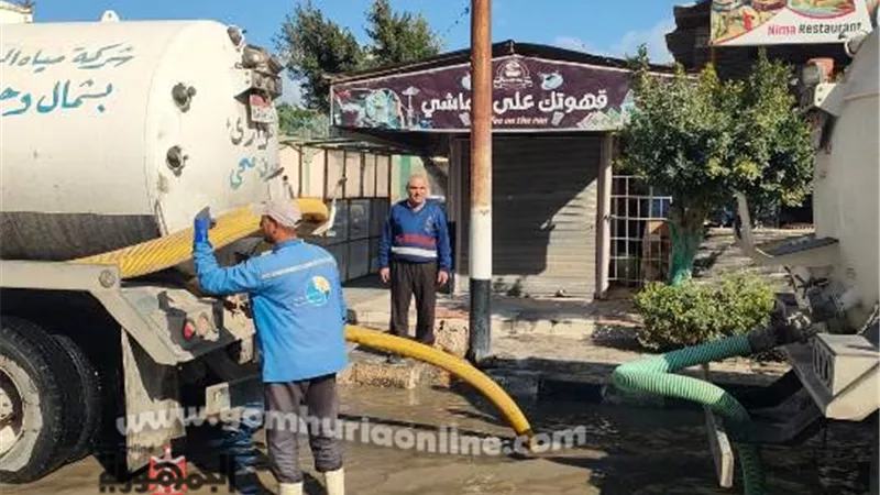 تصريف مياه الأمطار من شوارع مدينه العريش