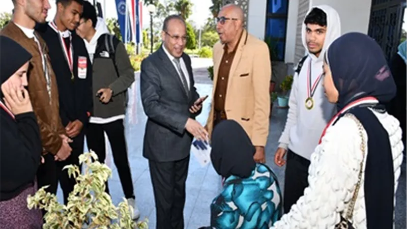 جامعة قناة السويس تكرم أبطالها من ذوي الاحتياجات الخاصة