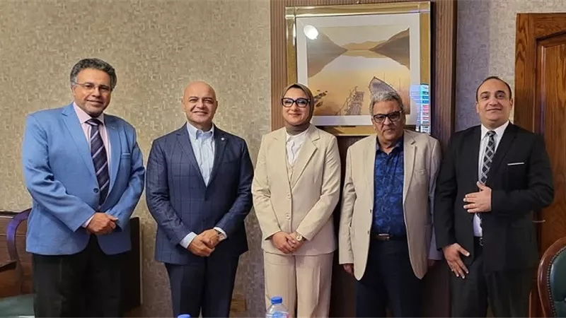 نائب محافظ الوادي الجديد تبحث تنفيذ عدد من مشروعات التنمية