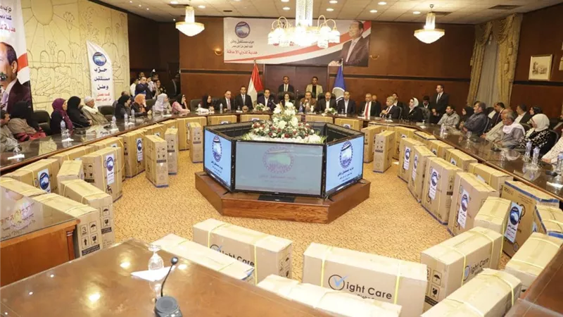قيادات مستقبل وطن تواصل جولتها في البحيرة بتوزيع 50 كرسيًا لذوى الإعاقة
