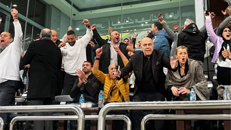 شاهد فرحة جروس بهدف زيزو فى شباك المصري