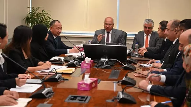الوزير يلتقي رئيس شين فينج لبحث مستجدات خطة إنشاء مجمع صناعي
