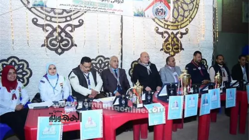 النعماني يشهد ختام مهرجان الأسمار بجامعة سوهاج ويكرم الفائزين