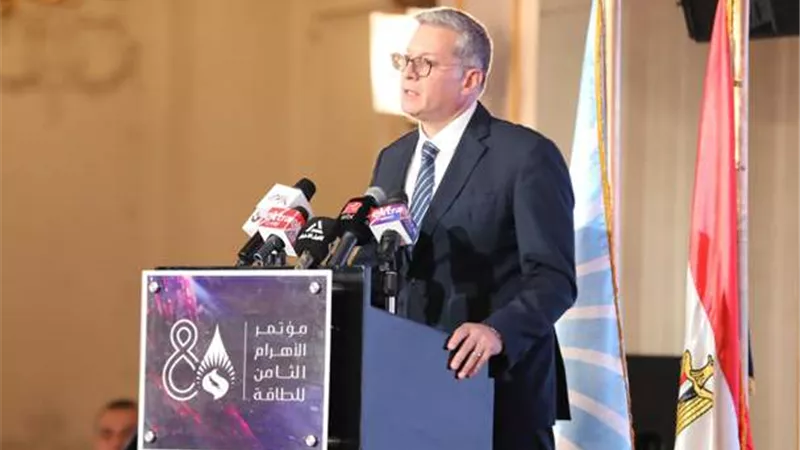 وزير البترول: ترويج الفرص الاستثمارية بأحدث أساليب التحول الرقمي