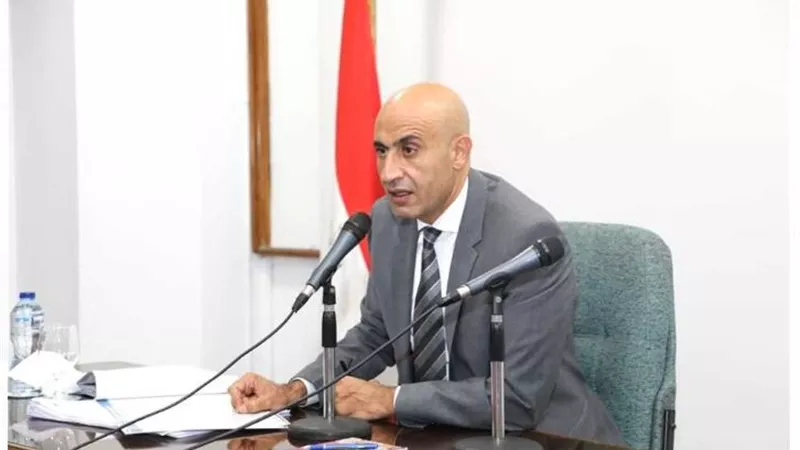 التعليم توجه بتدريب معلمي المدارس الفنية في مواد العملي لسد العجز