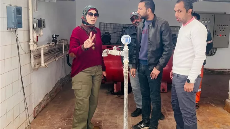 رئيس جهاز السويس الجديدة تتفقد منظومة المياه بالحي الصناعي الأول
