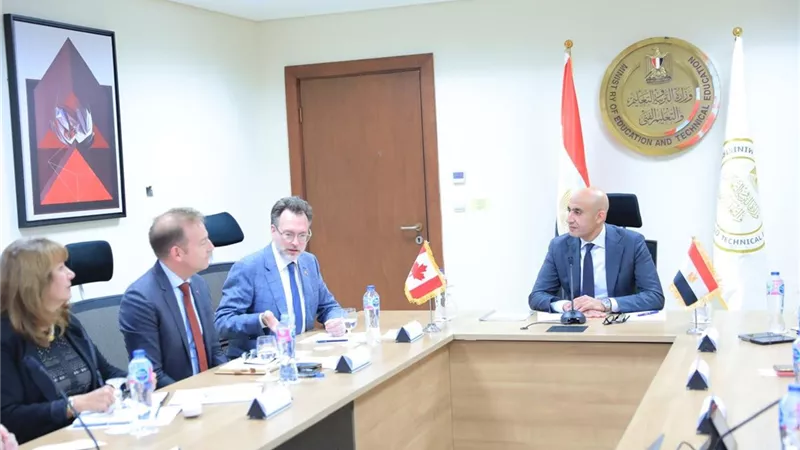 وزير التعليم يبحث مع سفير كندا آفاق التعاون المستقبلية لتطوير التعليم قبل الجامعي