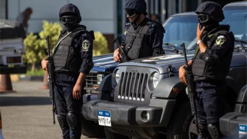 ضبط أكاديمية وهمية للنصب على المواطنين بالجيزة
