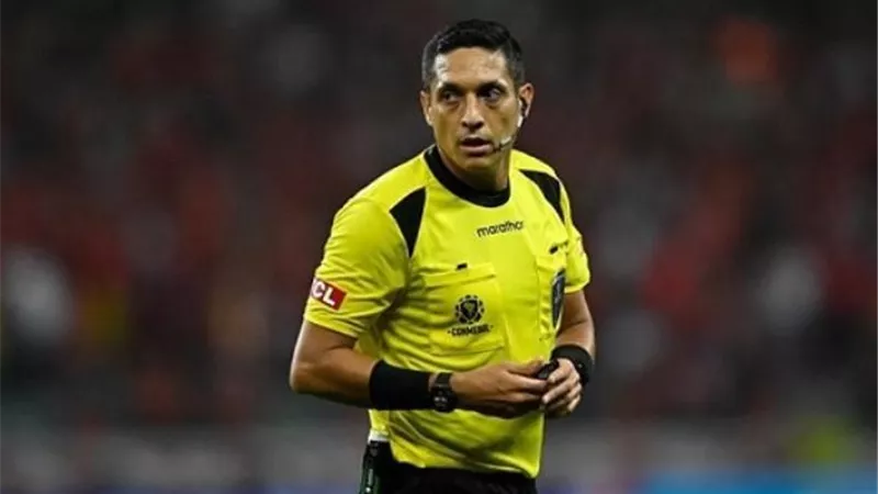 الفنزويلي خيسوس فالينزويلا حكما للقاء ريال مدريد و باتشوكا