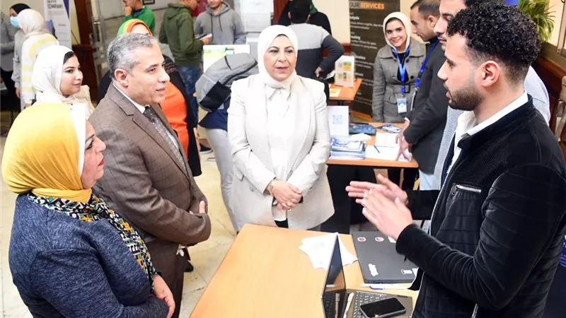 وزارة الشباب تحتفل بالأسبوع العالمي لعلوم الحاسب بملتقى توظيف مصر