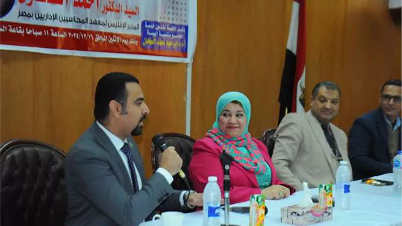 مهارات اجتياز الشهادات المهنية الدولية.. فى ندوه تجارة كفرالشيخ