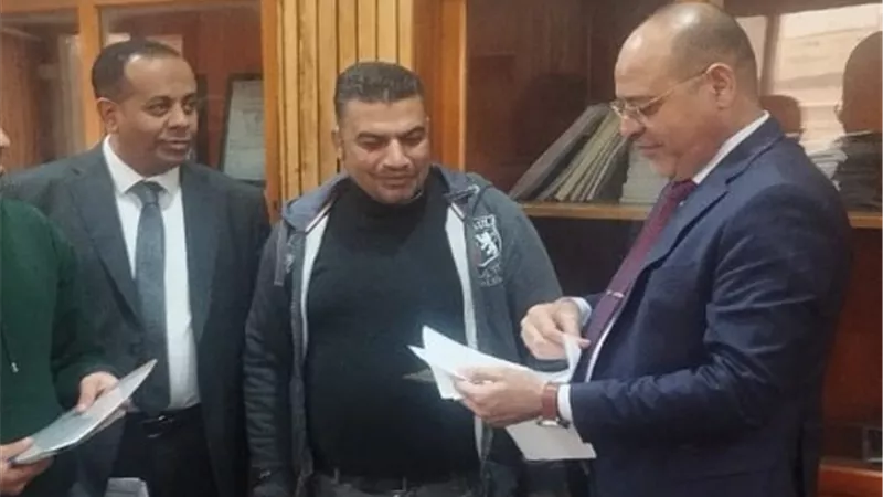 وزير العمل يسلم عقود عمل جديدة لذوي همم بمحافظة القاهرة