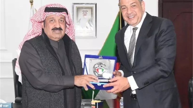 كواليس زيارة عضو مجلس الزمالك لـ اتحاد الكرة الكويتي