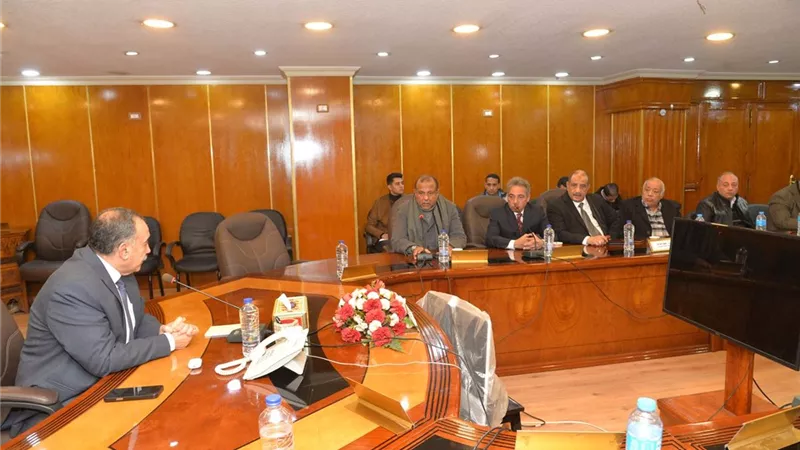محافظ أسيوط يؤكد تقديم سبل الدعم وتذليل العقبات أمام المشروعات الصغيرة