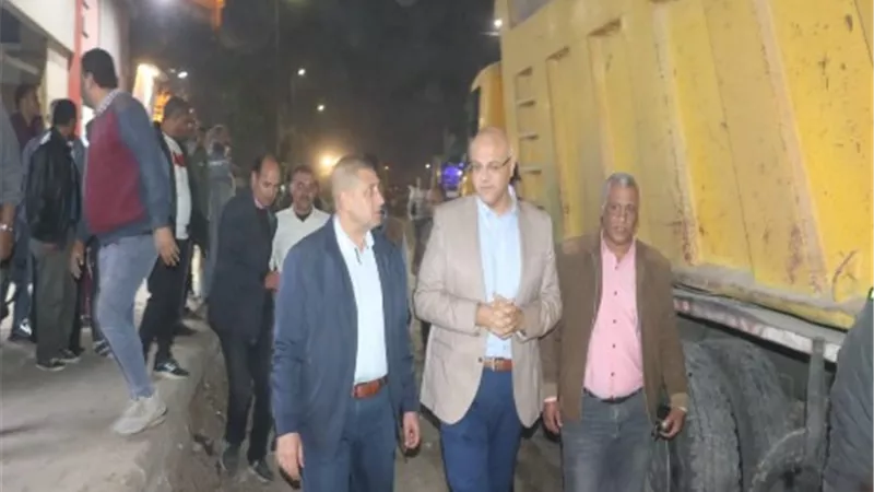 محافظ القليوبية يتفقد مدينة الخصوص ويوجه بتكثيف النظافة