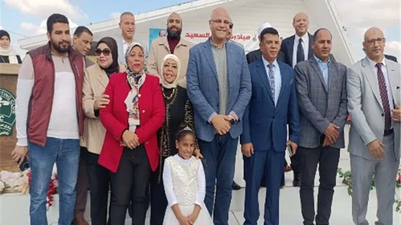 محافظ القليوبية يشهد تسليم أجهزة كهربائية لـ ١٨ عروسًا بالعبور