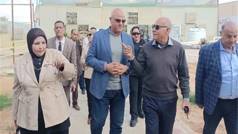محافظ القليوبية يتفقد عددا من المشروعات ومزرعة للخيول بالعبور