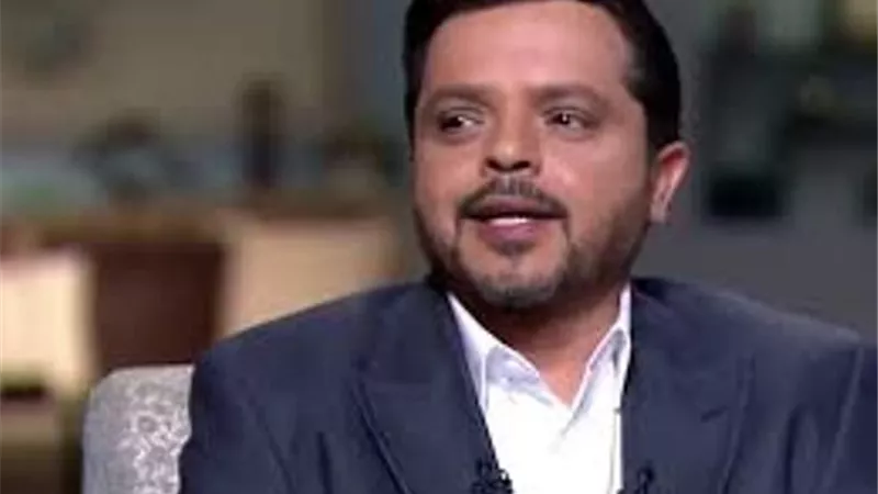 محمد هنيدي مطلوب على جوجل بعد ظهوره على كرسي متحرك