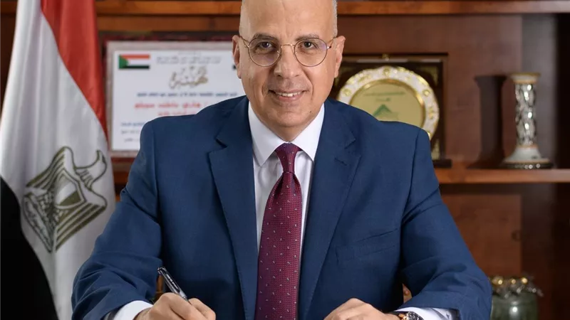 وزير الري يلتقي مجموعة من أعضاء مجلسي النواب والشيوخ
