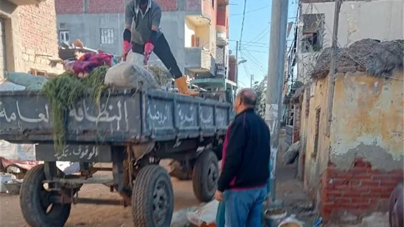 سيدي سالم تواصل حملاتها المكثفة لرفع كفاءة النظافة