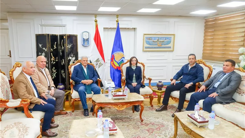 محافظ البحيرة تتابع جهود تحسين خدمات مياه الشرب والصرف الصحى