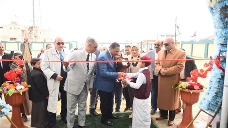 محافظ مطروح تفتتح مجمع مدارس الريفية الجديد