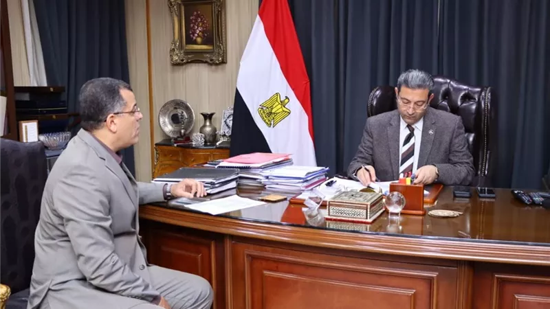 محافظ دمياط يعتمد مواعيد إمتحانات الفصل الدراسي الأول