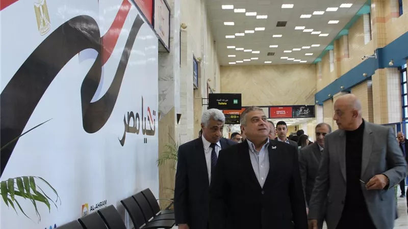 جولة للجنة العليا للتفتيش الأمني والبيئي بمطاري أسوان وأبوسمبل