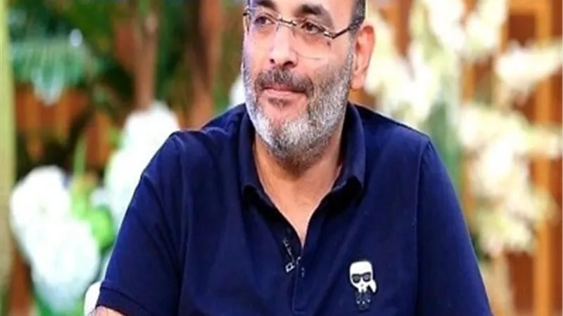 أيمن بهجت قمر : حبيت تامر حسني بسبب علاقته بوالدته وأسرته وبيننا كيميا