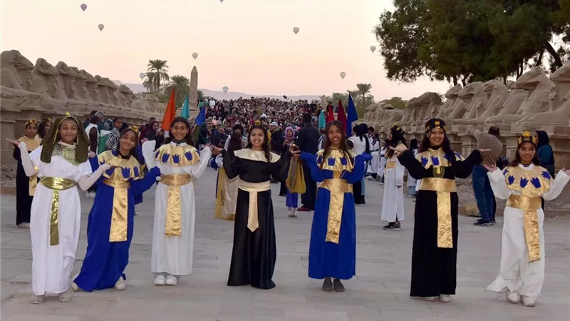 الأقصر تحتفل بظاهرة تعامد الشمس على قدس الأقداس بمعابد الكرنك