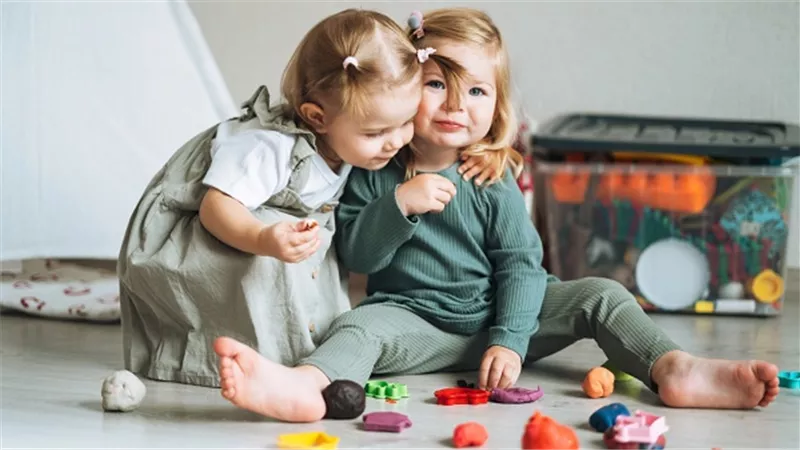هذا الجين ..يزيد فرصة الزوجين لإنجاب الإناث
