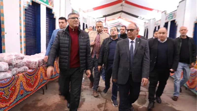 محافظ الجيزة يعاين الأعمال بطريق اسكندرية الصحراوي