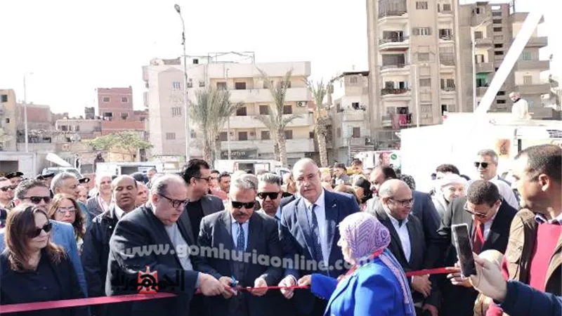 محافظ الشرقية ووكيل وزارة التموين يفتتحان 