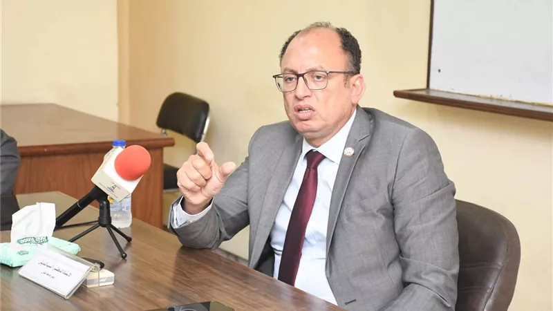 سيد قنديل: الجامعة انتهت من تجهيز اللجان لإستقبال امتحانات الترم الأول