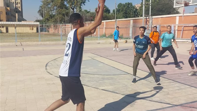 إنطلاق بطولة كأس رئيس جامعة الأقصر لكرة السلة