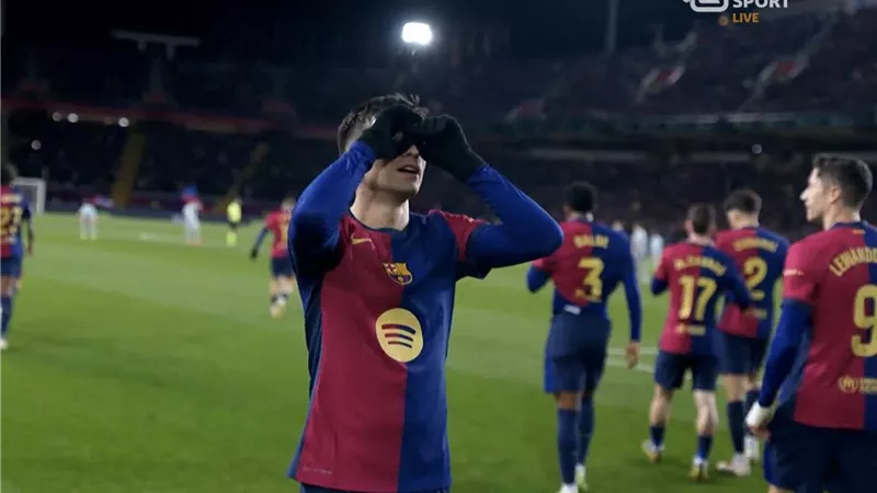 بيدري يفتتح التسجيل لبرشلونة في شباك أتلتيكو مدريد .. شاهد