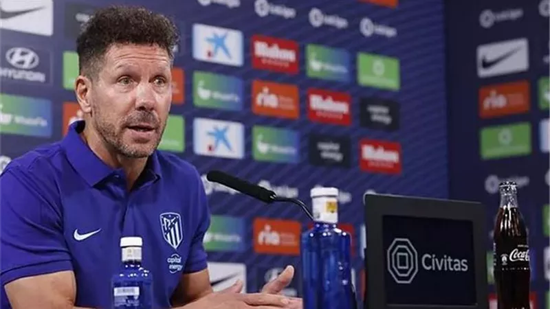 سيميوني: برشلونة لم يستحق الهزيمة في المباريات التي خسرها