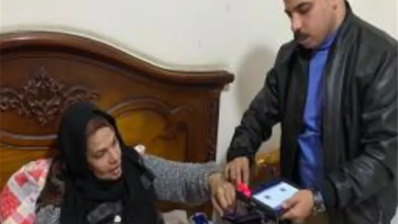 أمن القاهرة يستجيب لاستغاثة سيدة وينقلها إلى المستشفى