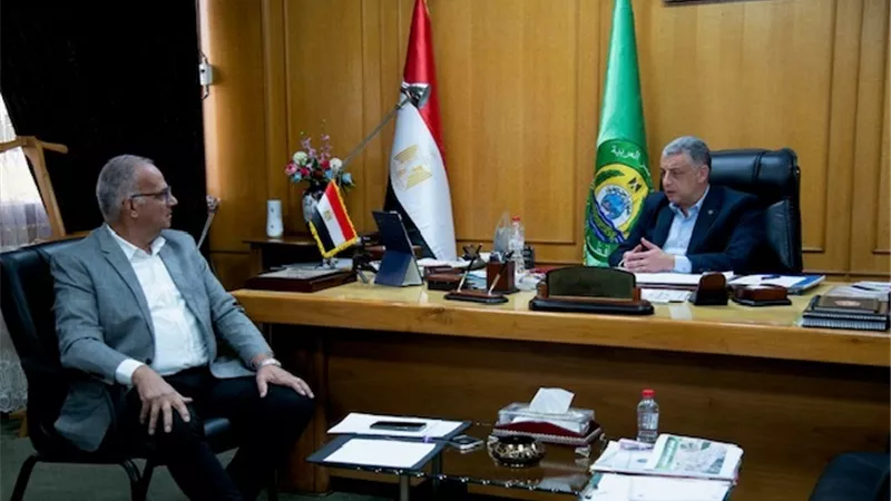 محافظ الإسماعيلية يبحث مشاكل المنطقة الصناعيةمع جمعية المستثمرين