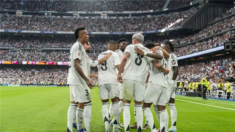 مبابي يقود هجوم ريال مدريد أمام إشبيلية