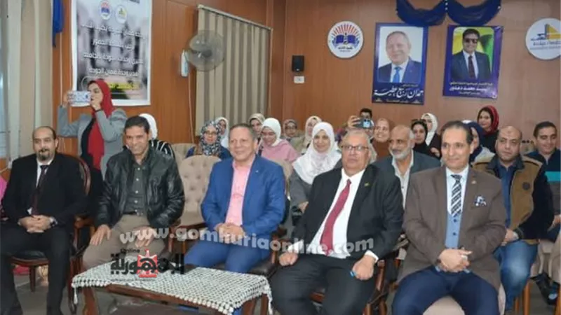 رئيس جامعة دمياط يواصل جولاته المفاجئة بالكليات