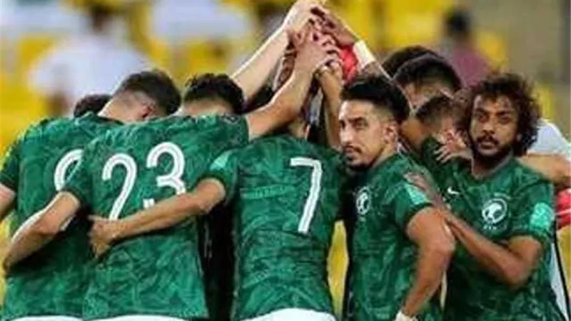 مدرب المنتخب السعودي يكشف أسباب خسارة فريقه أمام البحرين