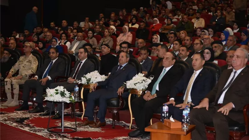 ندوة للخبير الاستراتيجي 