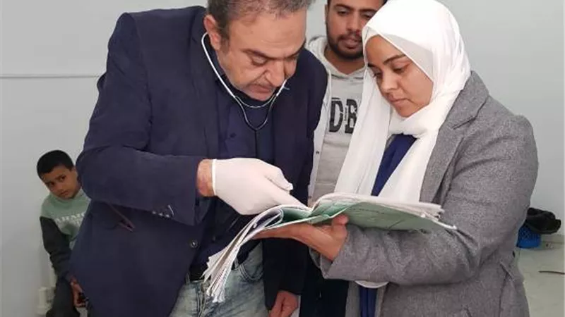 مديرة الطب العلاجي في زيارة مفاجئة لمستشفى الشيخ زويد المركزى
